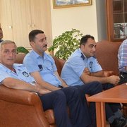 Başkan Sarıalioğlu'ndan Zabıta'lara pastalı kutlama