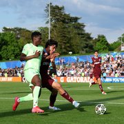 Bakan Sarıalioğlu'ndan Trabzonspor U19 takımı için tebrik mesajı