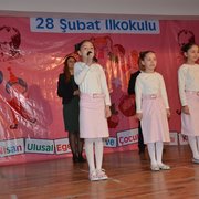 28 Şubat ilkokulunda 23 Nisan coşkusu