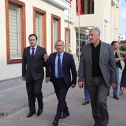Vali Sonel'e Of'ta Sevgi Seli