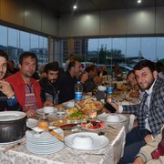 Başkan Sarıalioğlu'ndan belediye personeline iftar yemeği