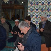 Şehitler için Sabah Namazı'nda buluştular