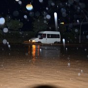 Of Belediyesi aşırı yağışlara anında müdahale etti 